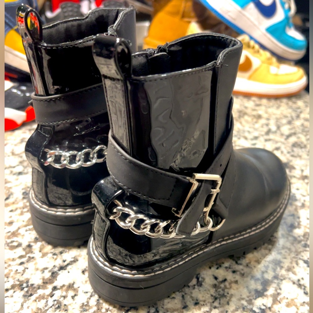 Girls Boots